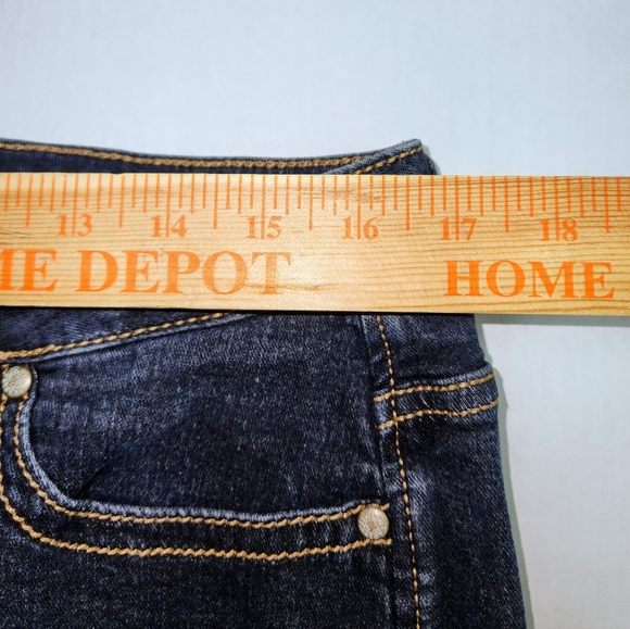 Aura by Wrangler Women's Straight Leg Blue Denim Jeans - Size 14R (34x30.5) - Picture 8 of 11